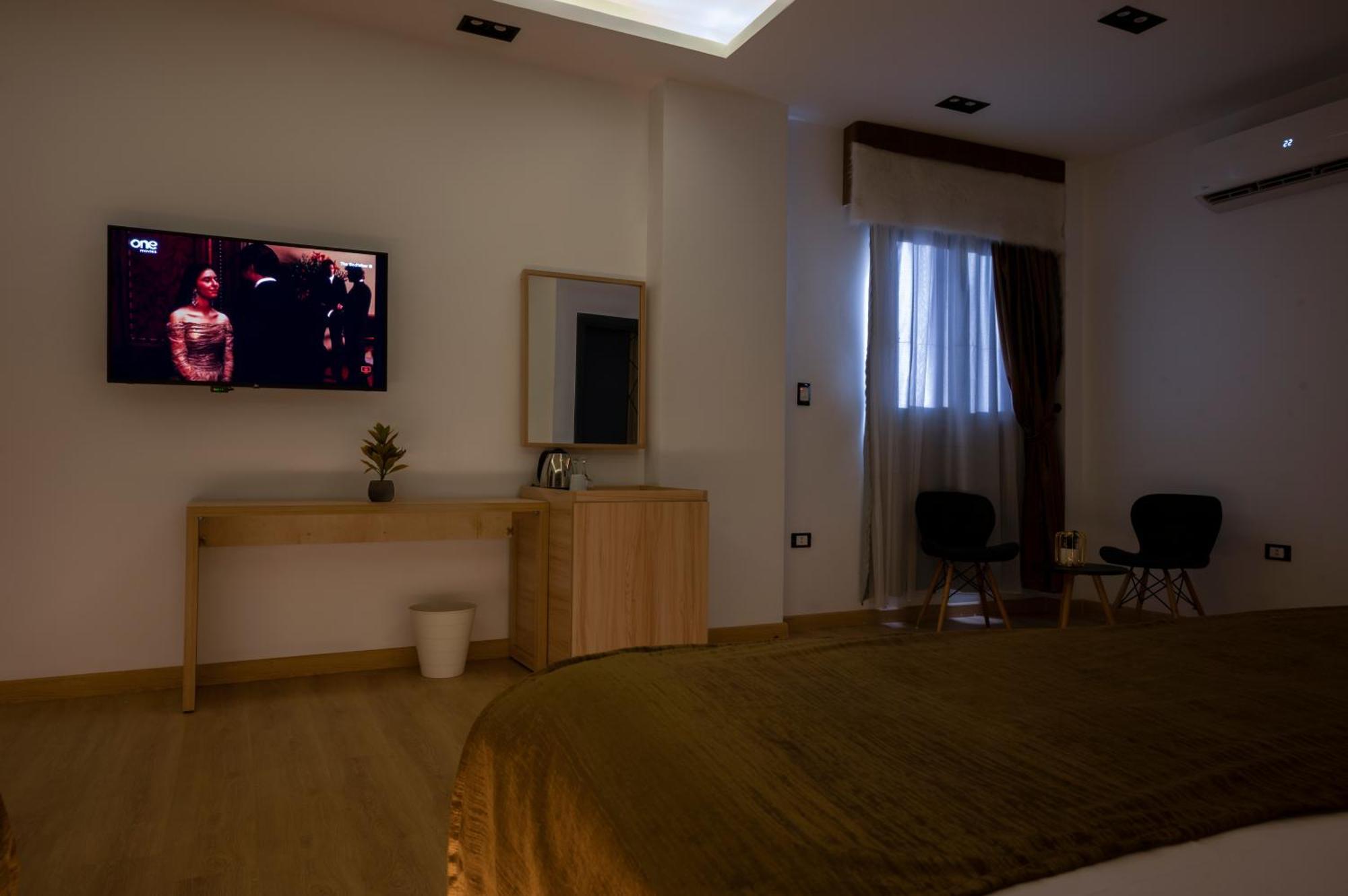 Palm Pyramids View Inn Kafrat al Jabal Exterior photo